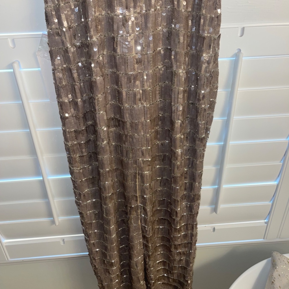 SOLD- MAC DUGGAL Sequined High Neck Sleeveless Column Gown In Taupe Size 6 NWT - Picture 7 of 9